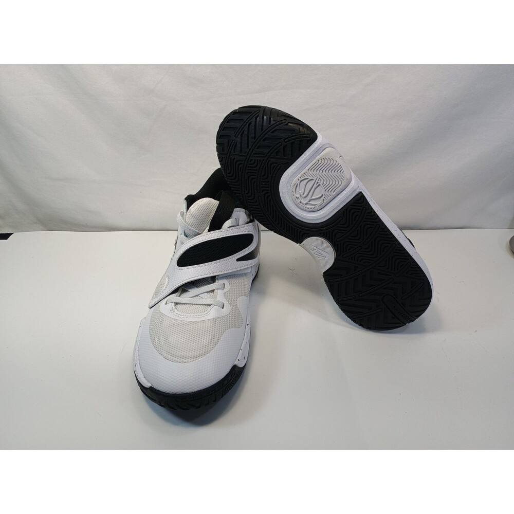 Nike Team Hustle Size 6.5Y white/black Basketball Shoes DV8996-100 No Box